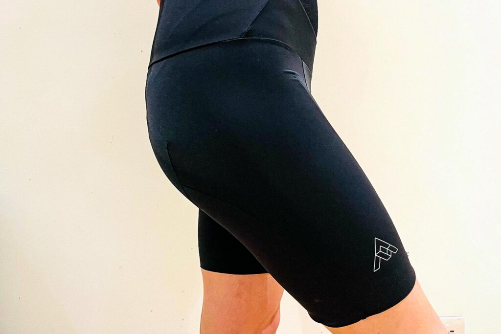 2021 7mesh WK3 Bib Short – side detail.jpg