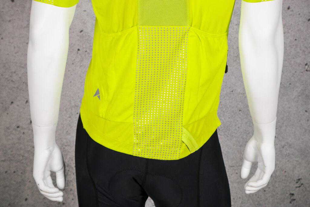 2021 Altura Nightvision Men’s Short Sleeve Jersey – pockets.jpg
