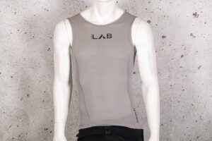 2021 dhb Aeron Lab Polartec Sleeveless Baselayer.jpg