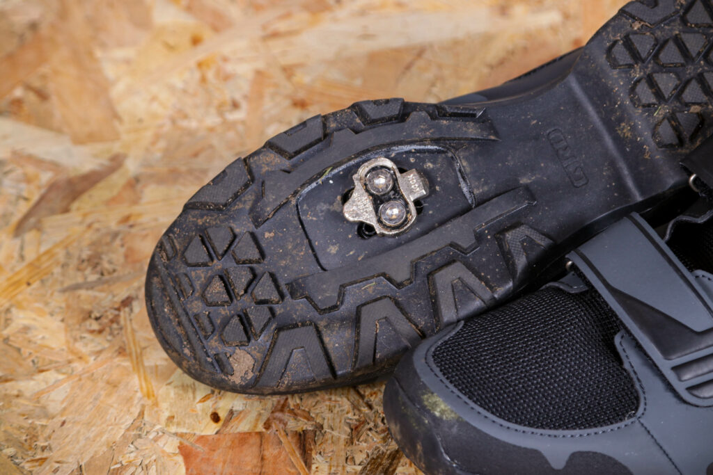 2021 Giro Berm Cover MTB Cycling Shoes – sole toe.jpg