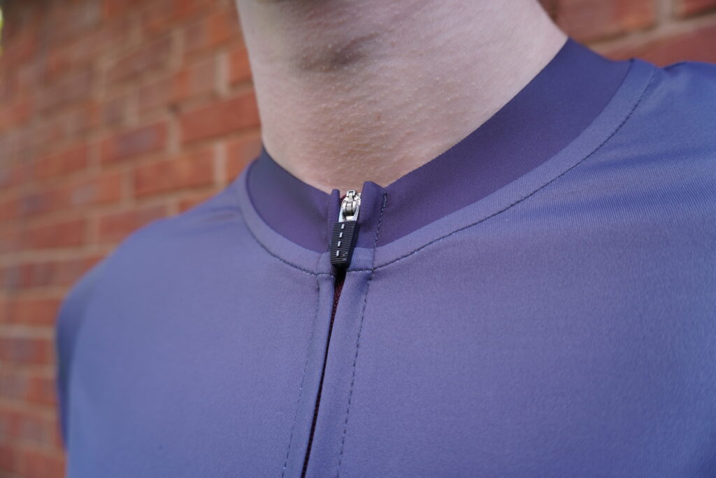 2021 La Passione Duo Jersey Women collar.JPG