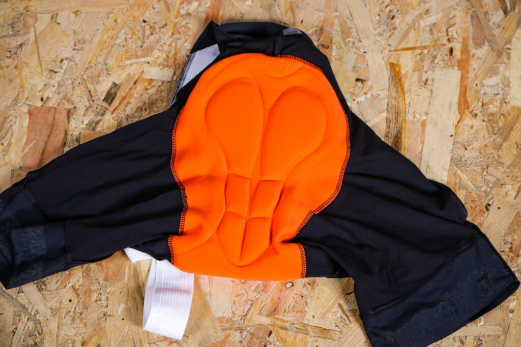 2021 Le Col Hors Categorie Bib Shorts II – chamois.jpg