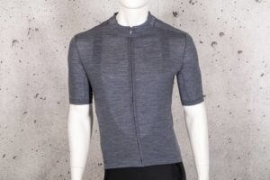 2021 Madison Roam mens merino short sleeve jersey.jpg