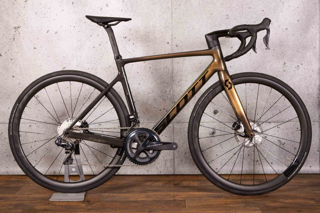 2021 Scott Addict RC 15 Prism.jpg