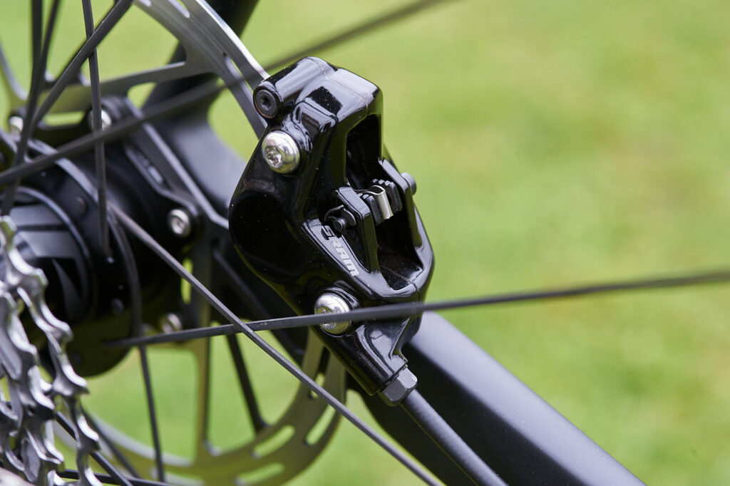 2021 SRAM Rival eTap AXS groupset – rear disc brake 3.jpg
