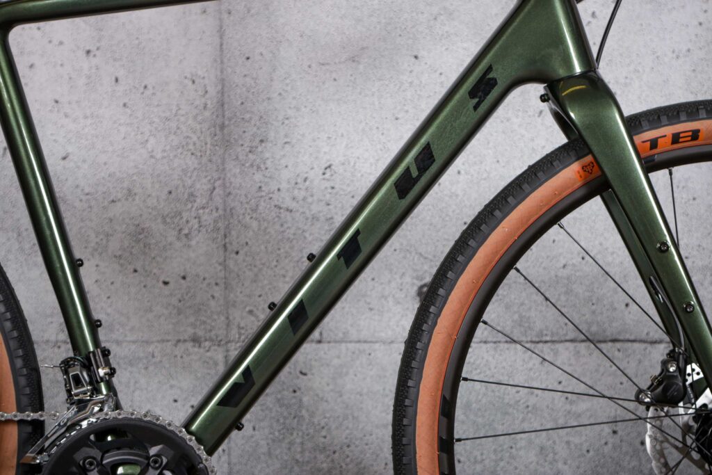 2021 Vitus Substance CRS 2 – down tube.jpg