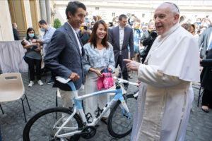 Egan Bernal and Pope Francis (picture courtesy Vatican Media)