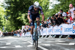 Mathieu van der Poel on the Mur-de-Bretagne (Picture by Alex BroadwaySWpix.com)