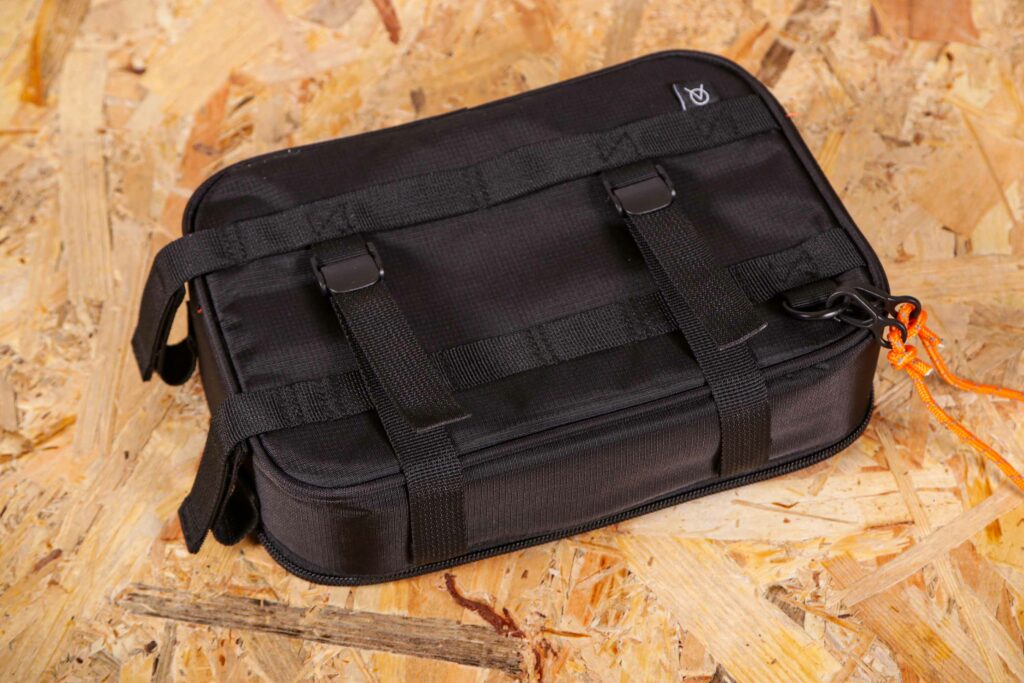2021 Alba Optics Division bag – back.jpg