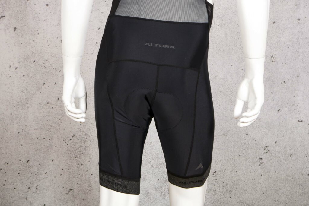 2021 Altura Progel Plus Mens Bib Shorts – legs back.jpg