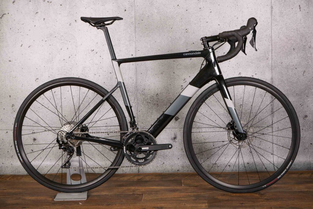 2021 Cannondale SuperSix Evo Neo 3.jpg