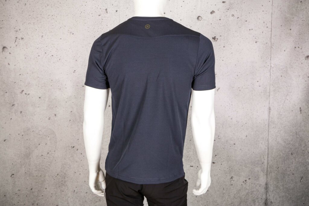 2021 Chapeau Dry Tech Tee – Deep Ocean – back.jpg