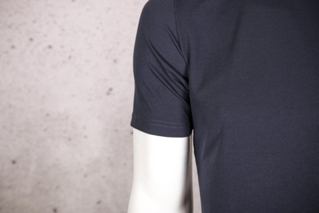 2021 Chapeau Dry Tech Tee – Deep Ocean – sleeve.jpg