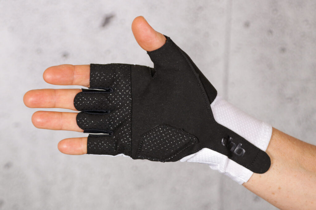 2021 dhb Aeron Lab Aero Mitt White – palm.jpg