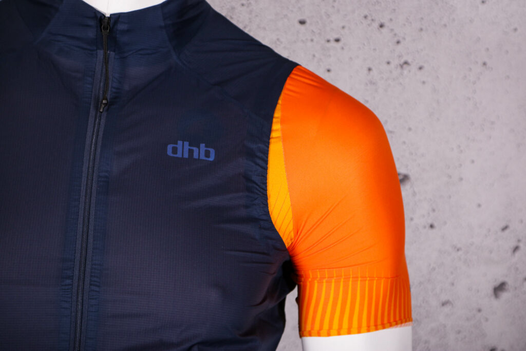 2021 dhb Aeron Lab Superlight Waterproof Gilet – arm.jpg