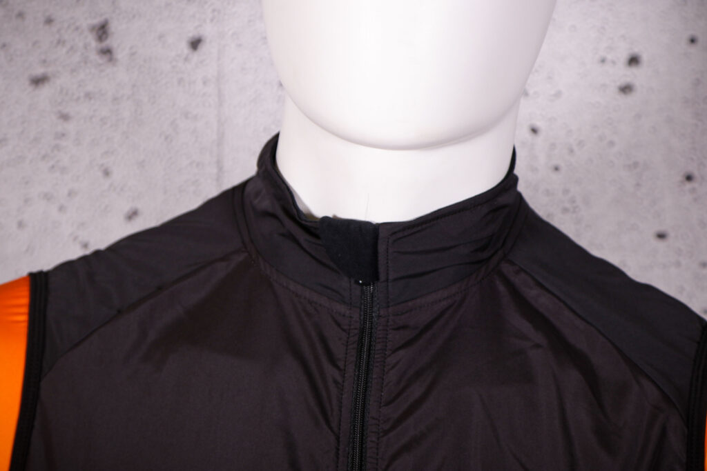 2021 Le Col Sport Logo Gilet – collar.jpg