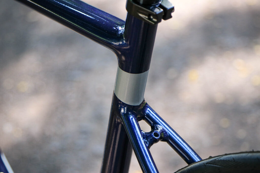 2021 Ribble Endurance AL e Shimano 105 – seat post junction.jpg