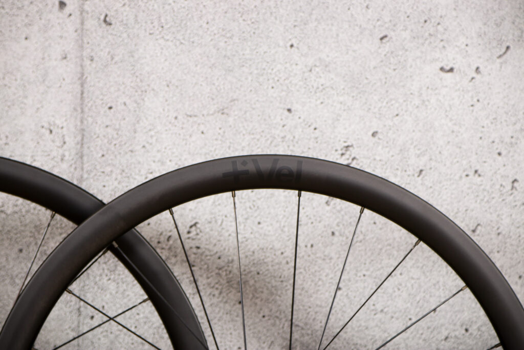 2021 VEL 38 RSL Carbon Tubeless Disc Wheelset – rim detail 1.jpg