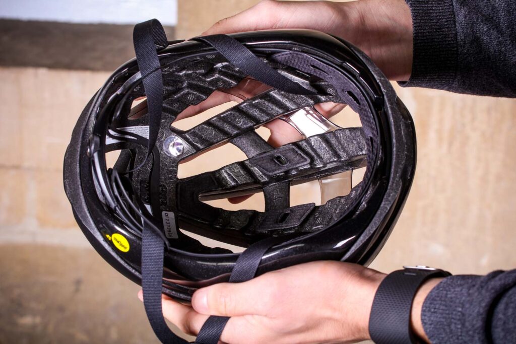 Giro Aether helmet – inside.jpg