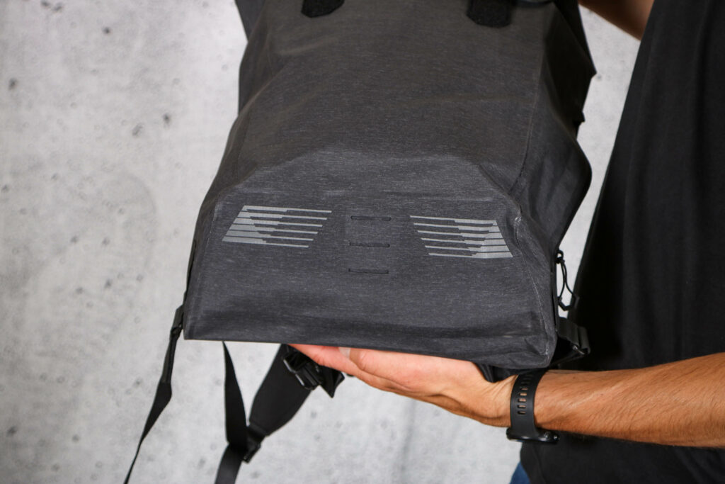 2021 Apidura City Backpack 17L – underside detail.jpg
