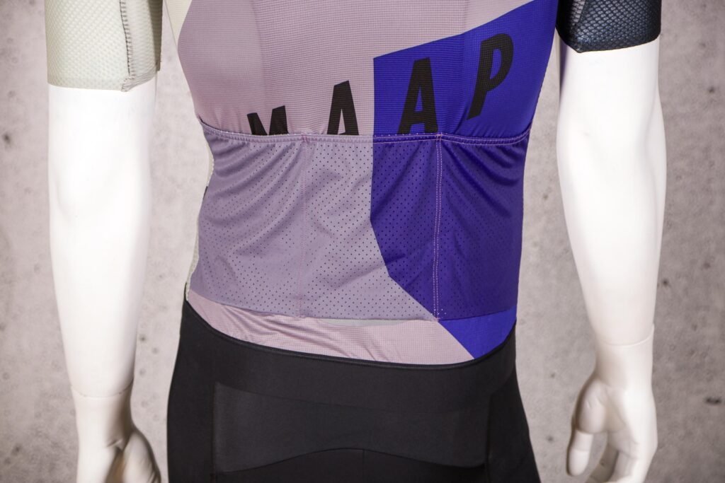 2021 MAAP Allied Pro Air Jersey – pockets.jpg