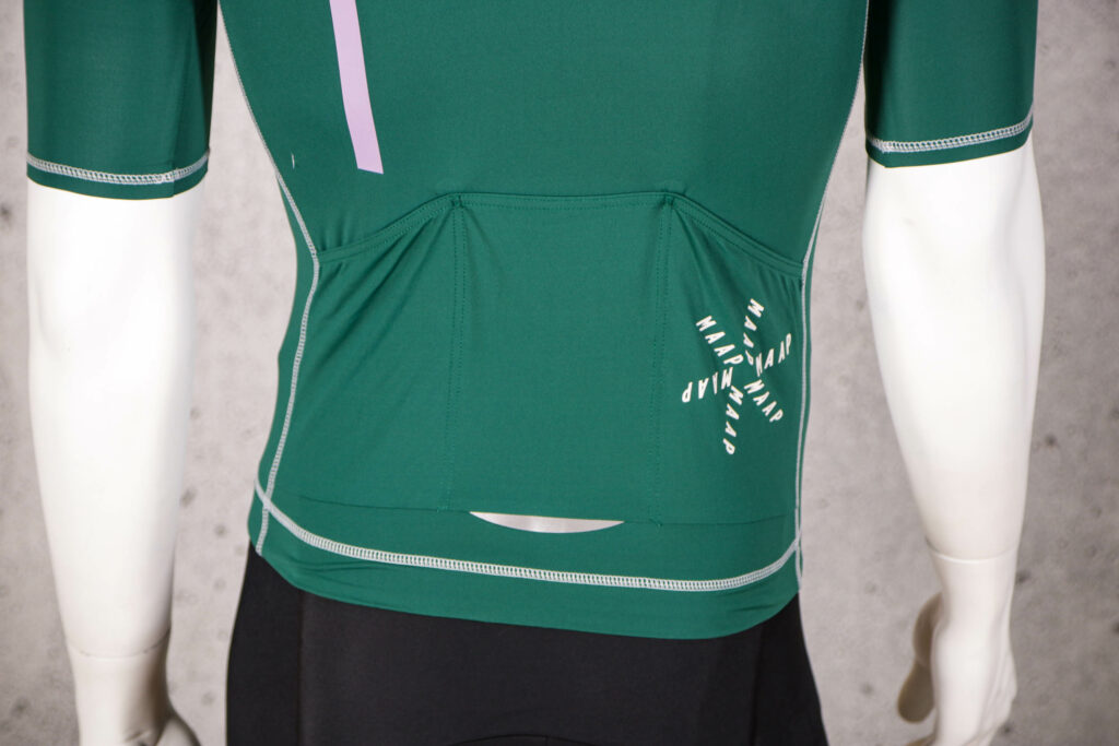 2021 MAAP Training Jersey – pockets.jpg