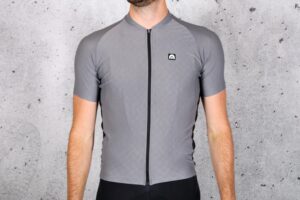 2021 Megmeister Ultrafris Pro Cool Jersey.jpg