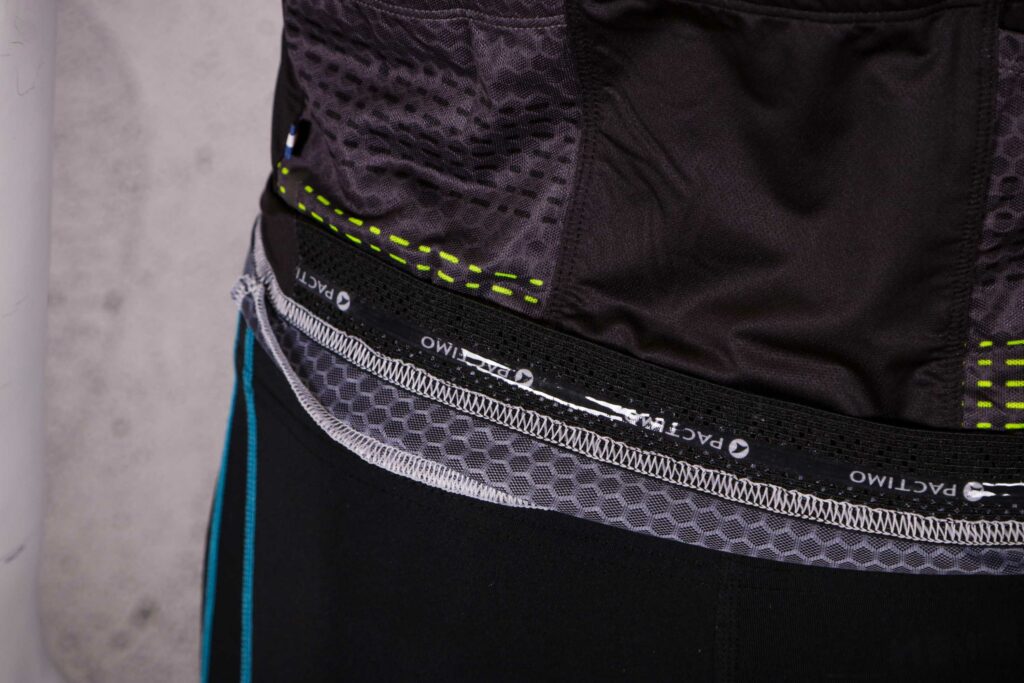2021 Pactimo Men’s Summit Aero Range SS Jersey – Recon – gripper.jpg