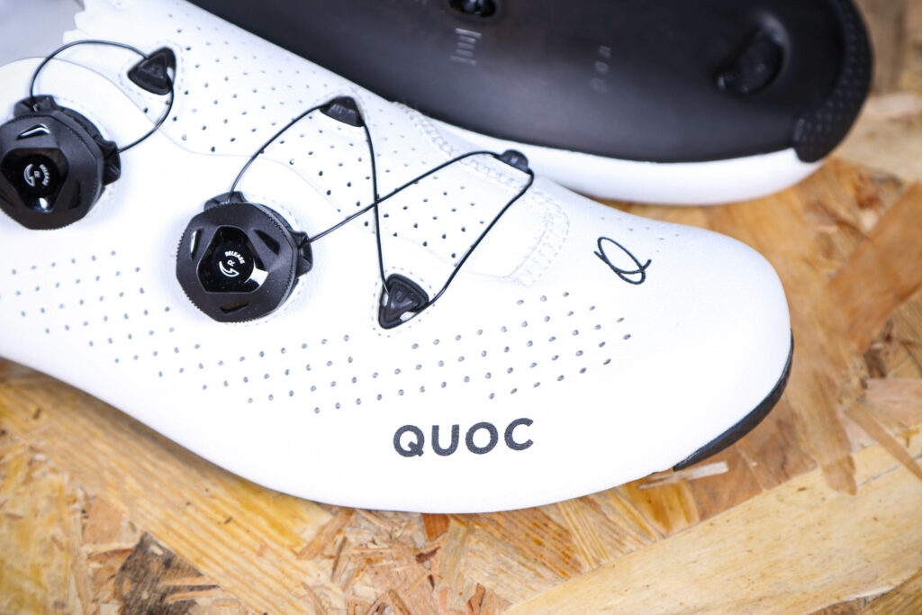 2021 Quoc Night Mono 2 cycling shoes – front detail.jpg