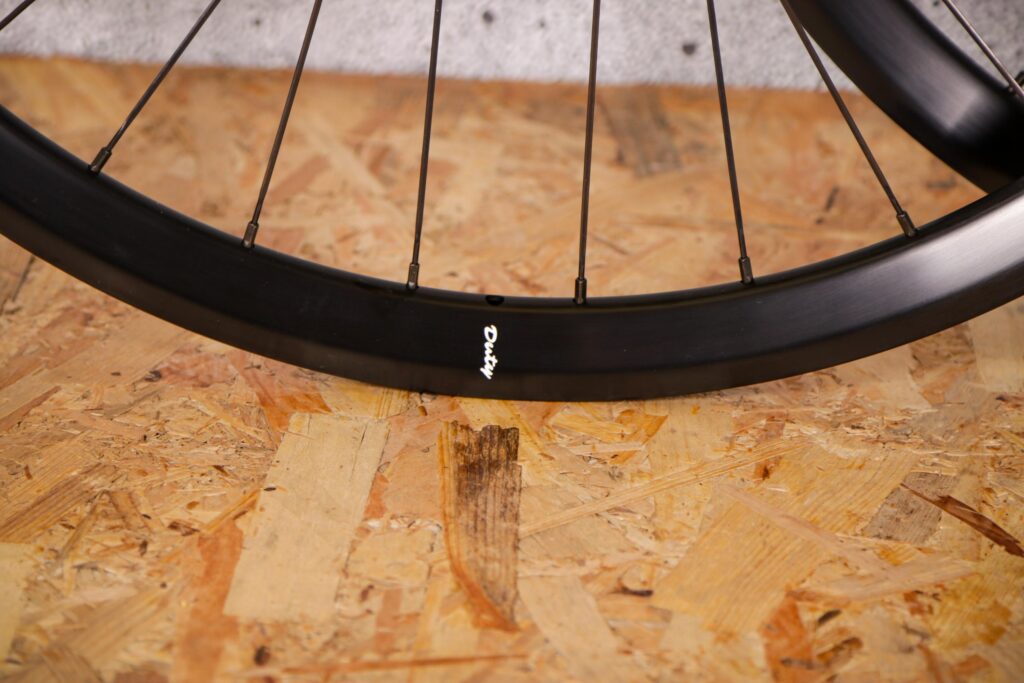 2021 Scribe Duty Disc Wheel Set – rim detail.jpg