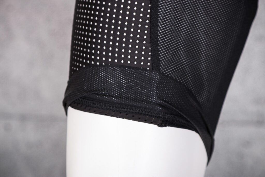 2021 Van Rysel RCR Ultralight Road Bib Shorts – gripper.jpg