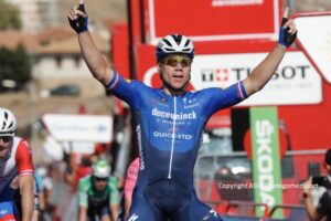 Fabio Jakobsen wins Vuelta 2021 Stage 4