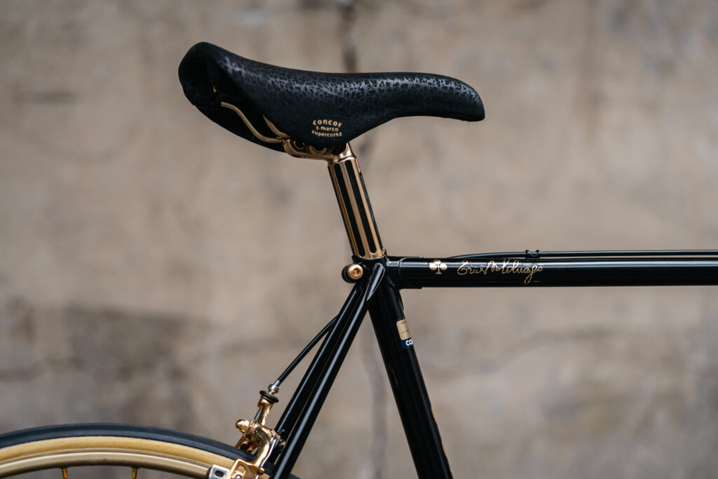Gold Colnago Mexico (CREDIT Ewan Thacker)10