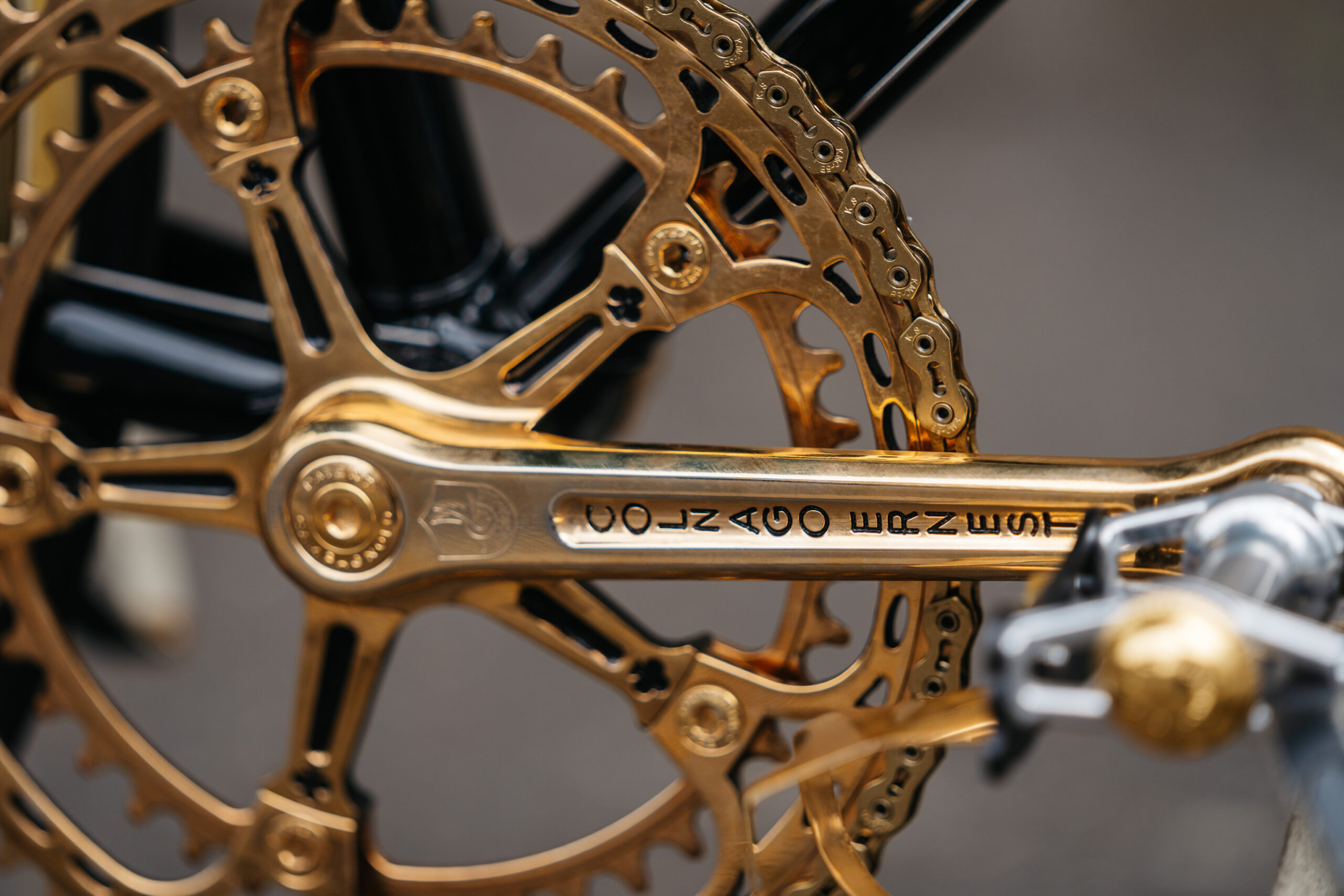 Gold Colnago Mexico (CREDIT Ewan Thacker)4
