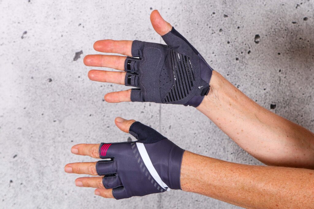 2021 Altura Progel Mitt.jpg
