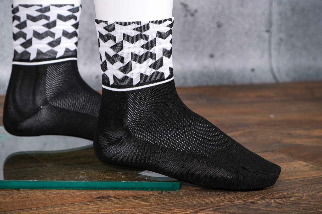 2021 Assos monogramSocks evo8 2.jpg
