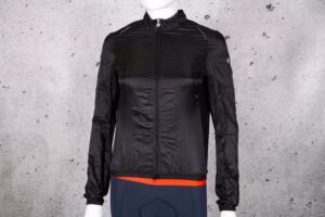 2021 Assos UMA GT wind jacket.jpg