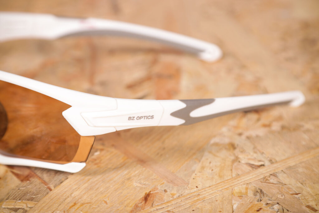 2021 BZ Optics TOUR Photochromic Glasses HD Lenses – arm.jpg