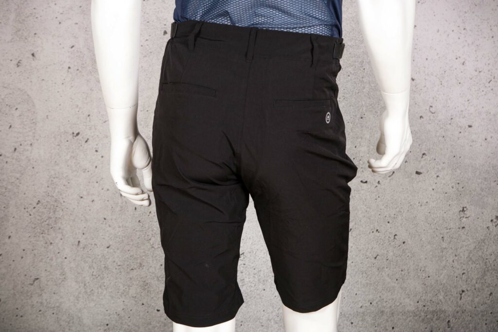 2021 Chapeau Gravel Shorts – rear.jpg
