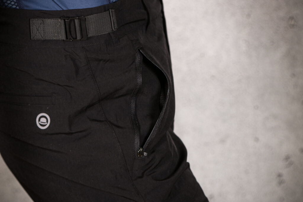 2021 Chapeau Gravel Shorts – zip pocket.jpg