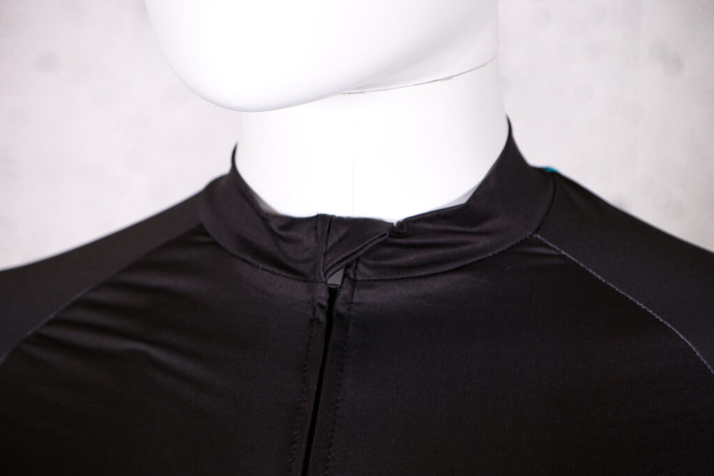 2021 Craft Cadence Recycled Performance QOM Female Jersey – collar.jpg