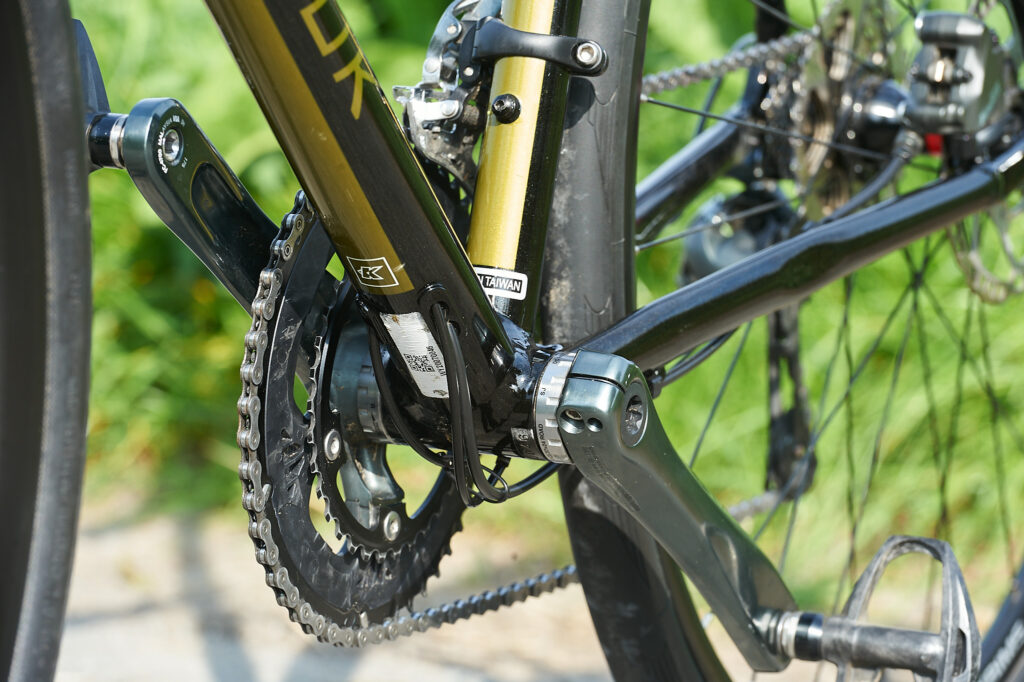 2021 Kinesis R2 – cable routing.jpg