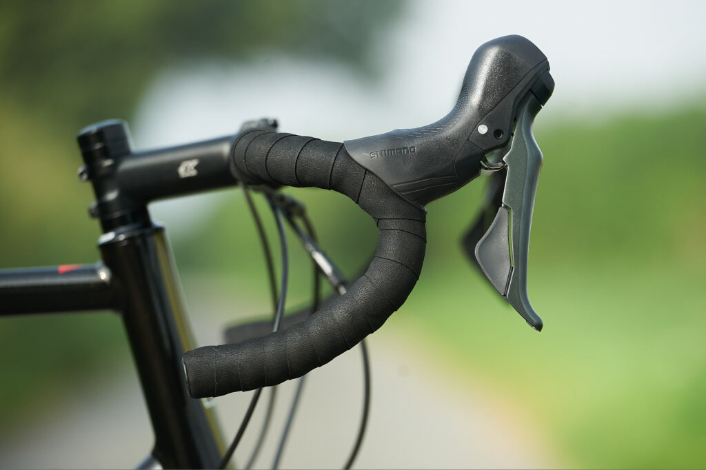 2021 Kinesis R2 – drop bar and lever.jpg