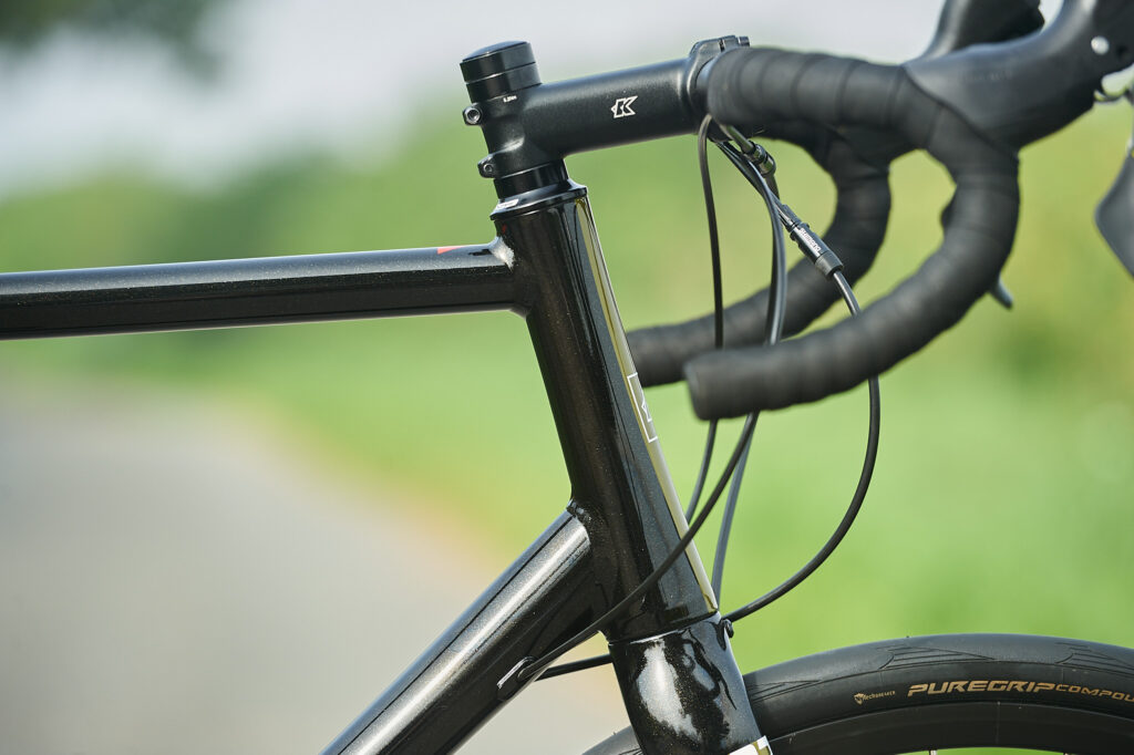 2021 Kinesis R2 – head tube.jpg