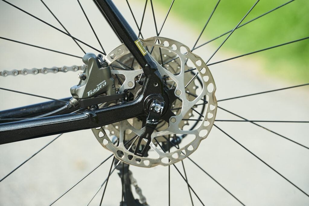 2021 Kinesis R2 – rear disc brake.jpg