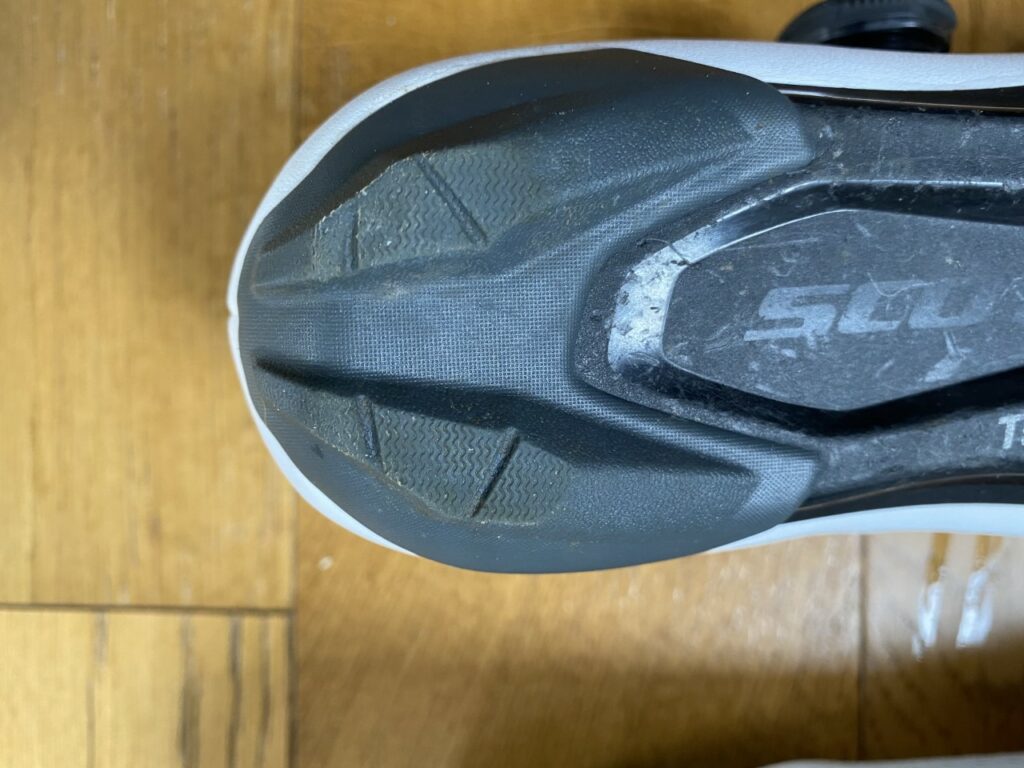 2021 Scott Road Team Boa – scuffs and heel rubber.jpg