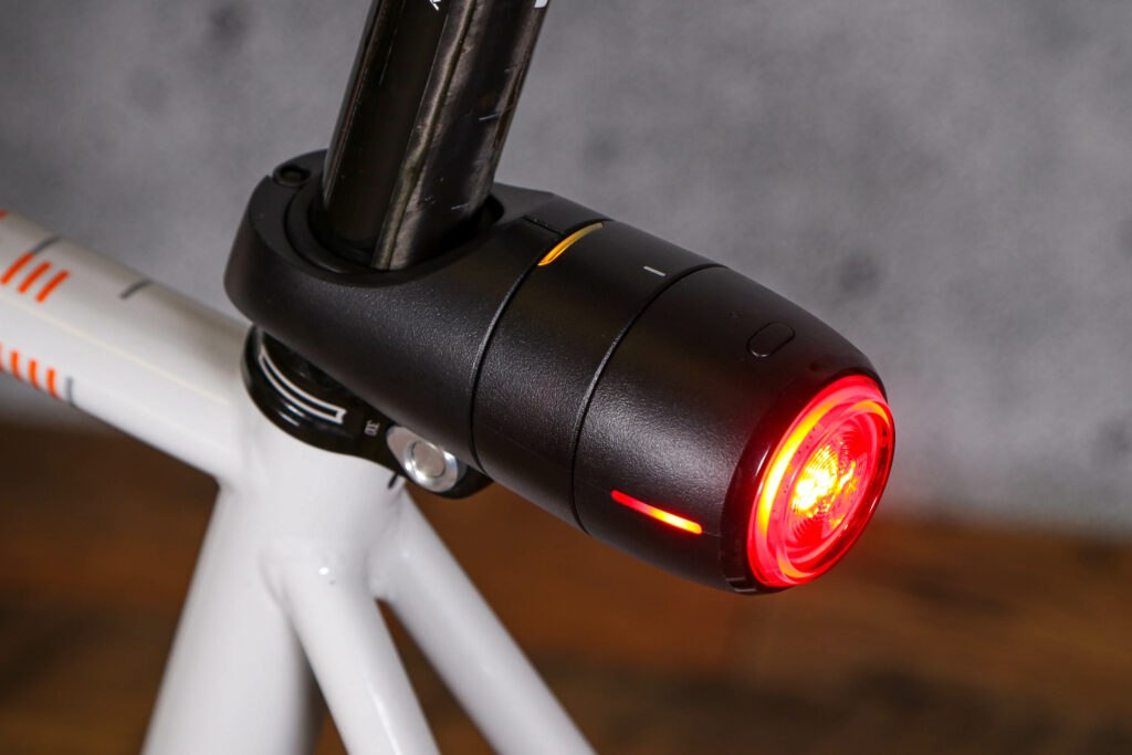 2021 Vodafone Curve Bike light & GPS tracker 2.jpg