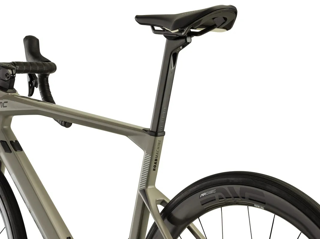 2022 BMC Roadmachine 01 ONE d shape