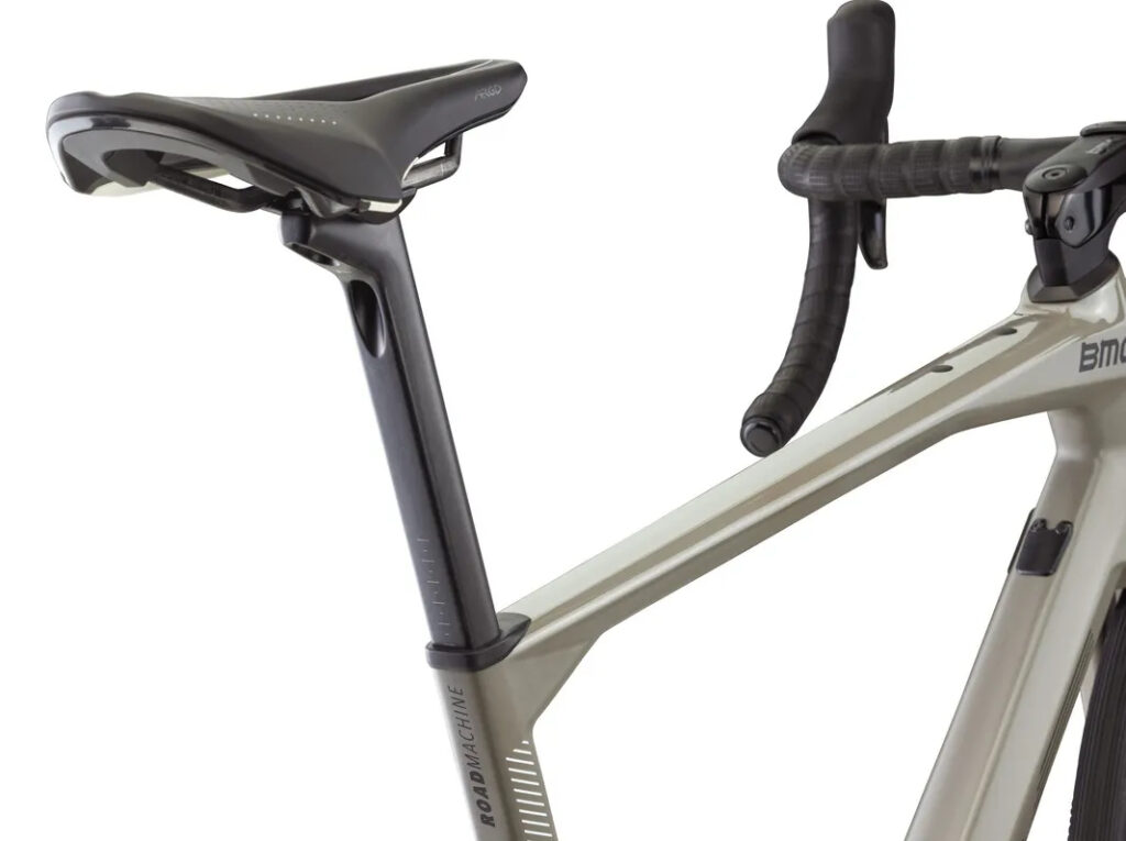 2022 BMC Roadmachine 01 ONE seatclamp