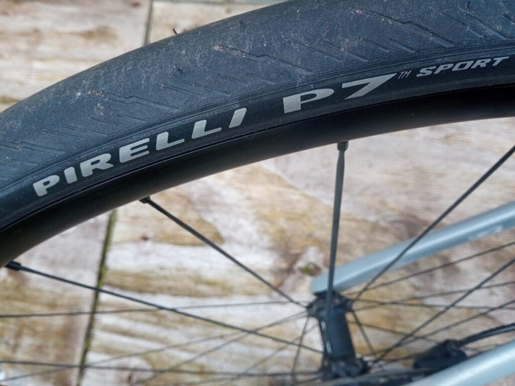 2021 Pirelli P7 Sport rim 1.jpg